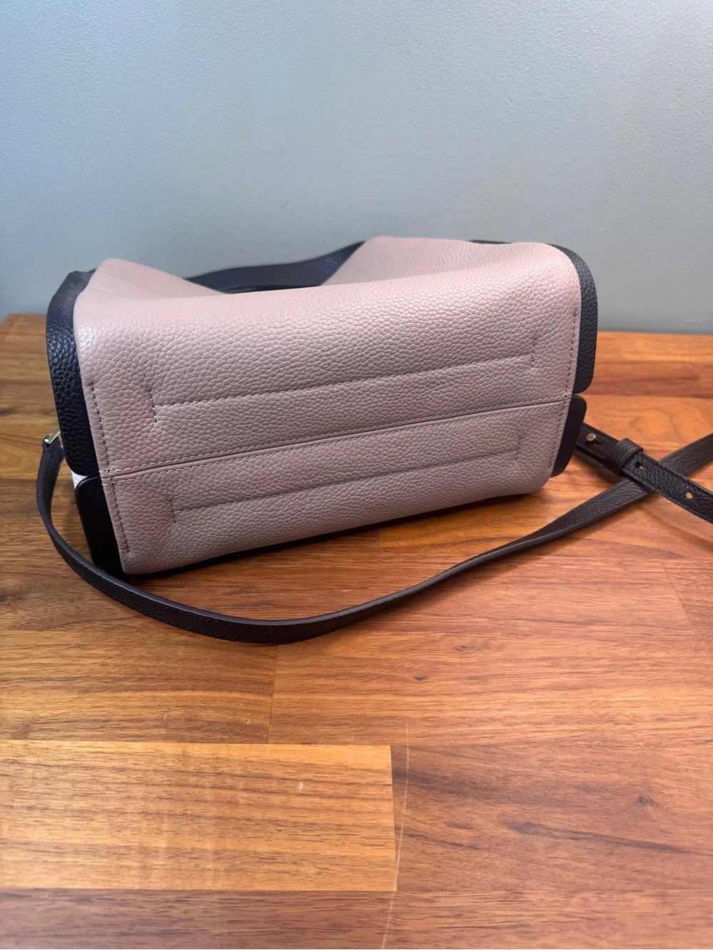 kate spade Knott Colorblocked Medium Two-Tone Pebbled Leather Bag Tan and Black
